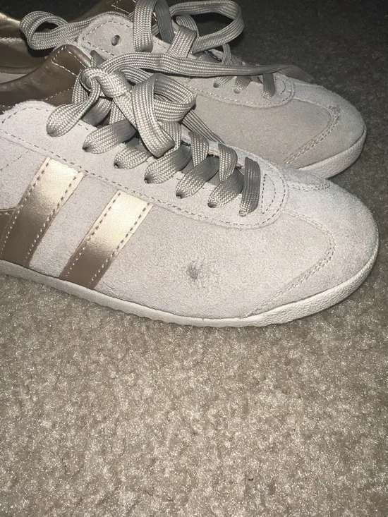 Women’s  gola sneakers - Picture 2 of 5